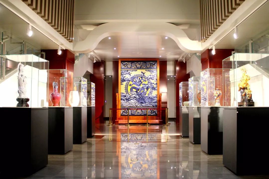 匠心永续 燕京八绝大师技艺传承展在北京华方艺术中心启幕